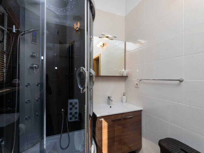 Bathroom 2, Villa Anabella - Four Bedroom Villa With Swimming Pool, Supetar