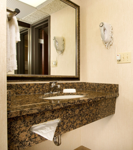 Bathroom, Hotel Lotus Kansas City Merriam, Kansas City
