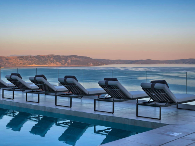 Pool 4, Ultima Comfortable Holiday Residence, Labin