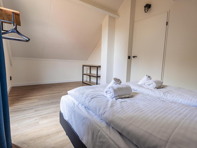 Room 3, Detached Holiday Home Near Nijmegen, Beuningen