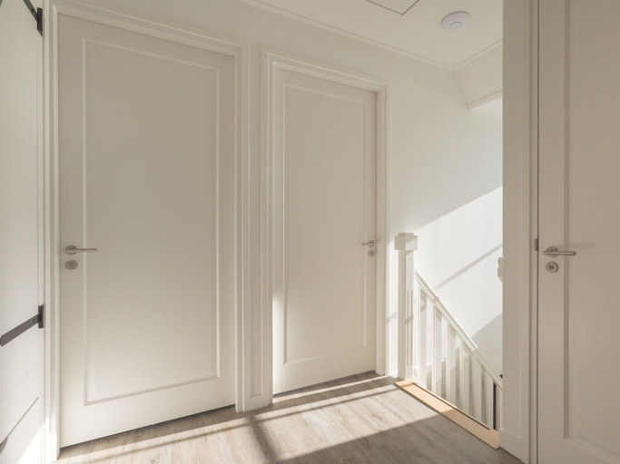 Others 3, Beautiful Villa With Wellness, Lemsterland