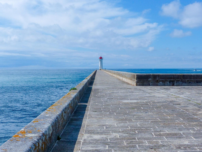 View from property 4, Oceanview Apartment w/ Pool, Finistère