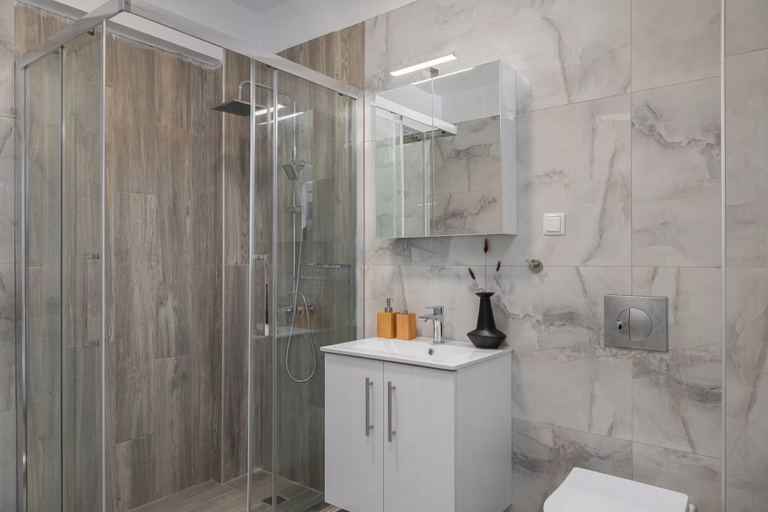 Bathroom 5, Kleoniki Residential Complex, East Macedonia and Thrace