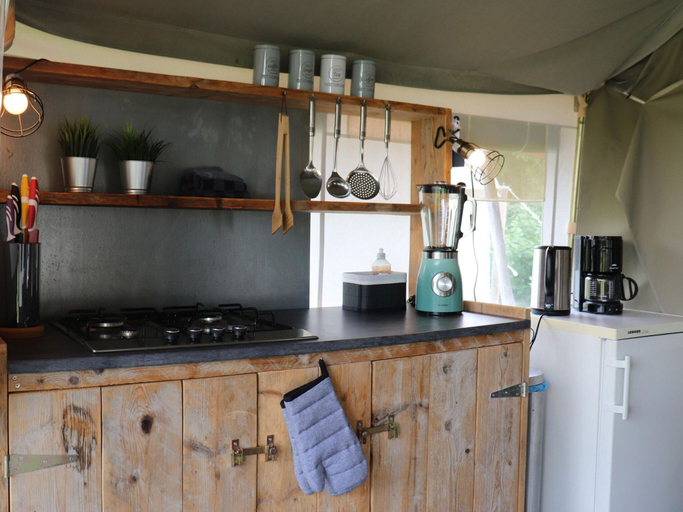 Private kitchen 4, Safari Tent, Friesland, Achtkarspelen