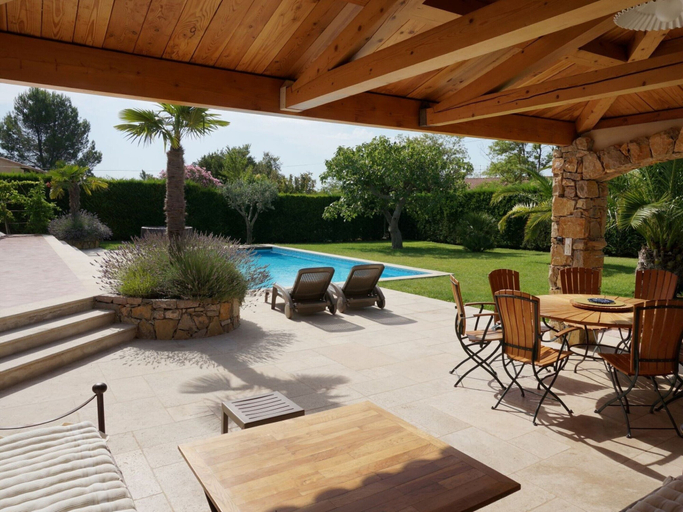Pool 4, Holiday Home With Private Pool, Var