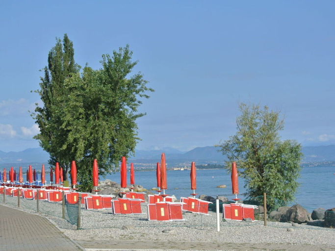Beach 4, Directly on the Lake - Casa San Benedetto, Verona