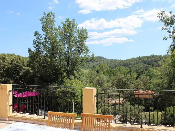 Exterior 4, Holiday Home With Large Garden and Pool, Var