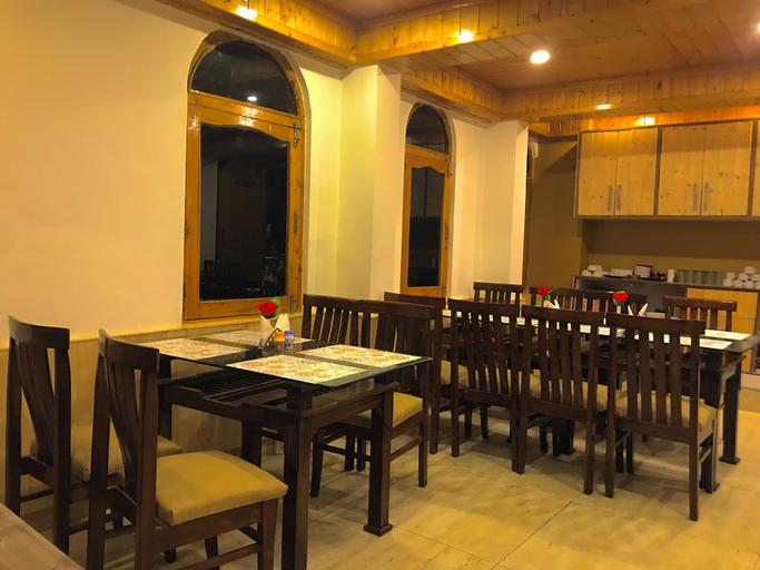 Food & Drinks, The Avenue Hotel Manali, Kullu