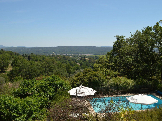 Pool 4, Beautiful Holiday Home With Garden, Var