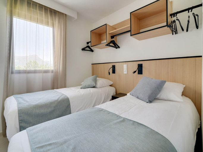 Bedroom 3, Excellent Apartment on the Cote D'azur, Alpes-Maritimes