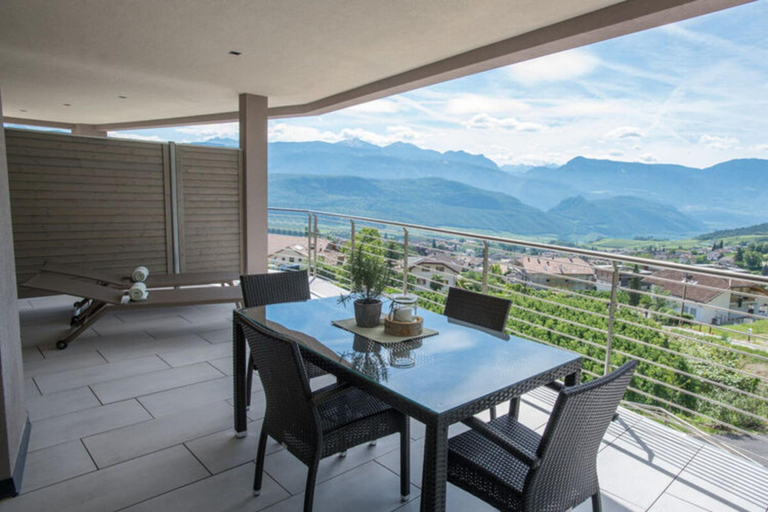Dining, Apartment Pink Lady 1, Bolzano