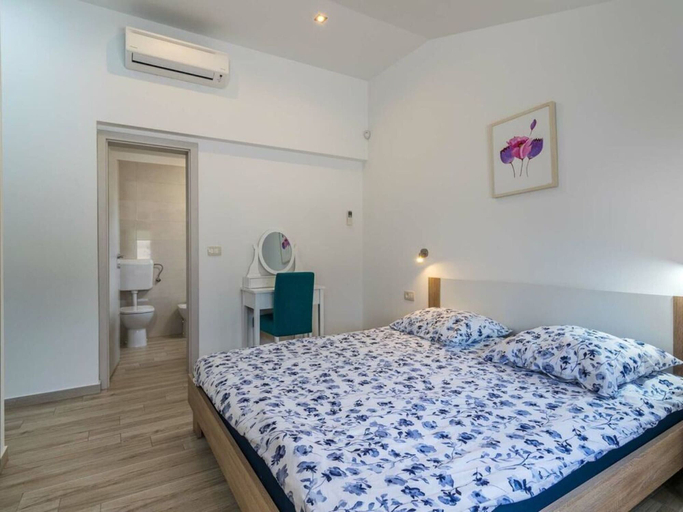 Room 3, Villa Monteci Comfortable Holiday Residence, Vodnjan