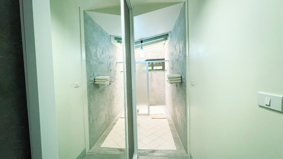 Bathroom 5