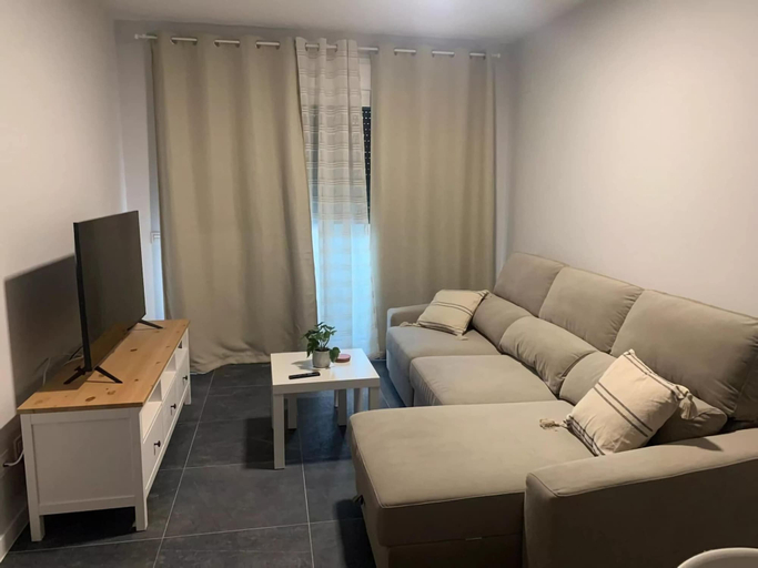 Living area, Belvilla by OYO Apartamento Port Avenue, Málaga