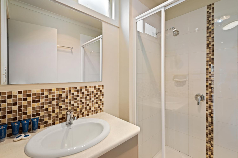 Bathroom 21