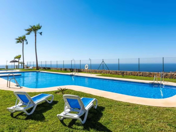Pool 3, Apartment in Spain Near the Beach, Málaga
