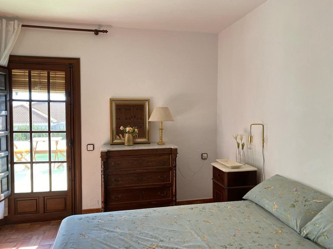 Others 3, Spacious Holiday Home With Private Garden, Almería
