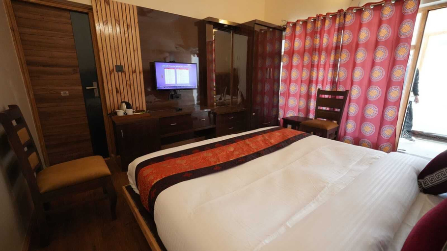 Bedroom 2, Hotel Martsemik, Leh