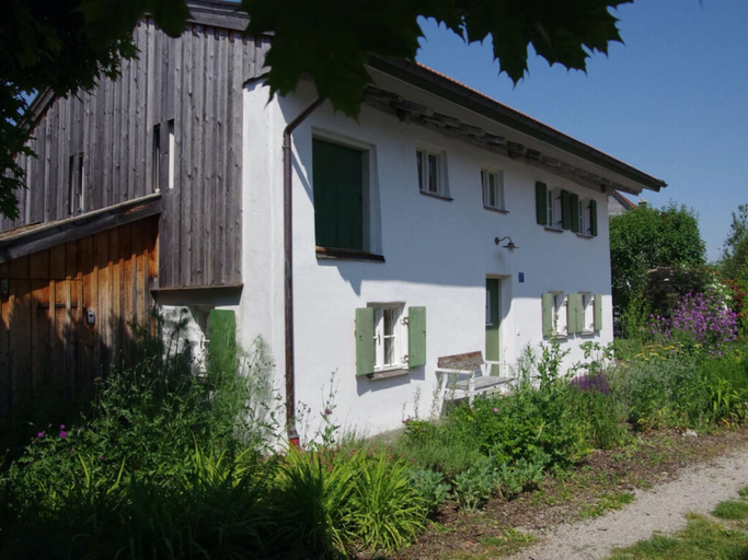 Primary image