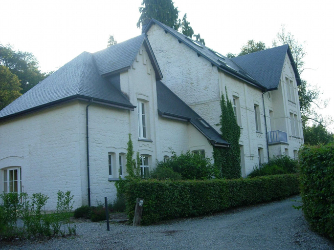 Others 5, Lovely Holiday Home in Chimay With Terrace, Hainaut