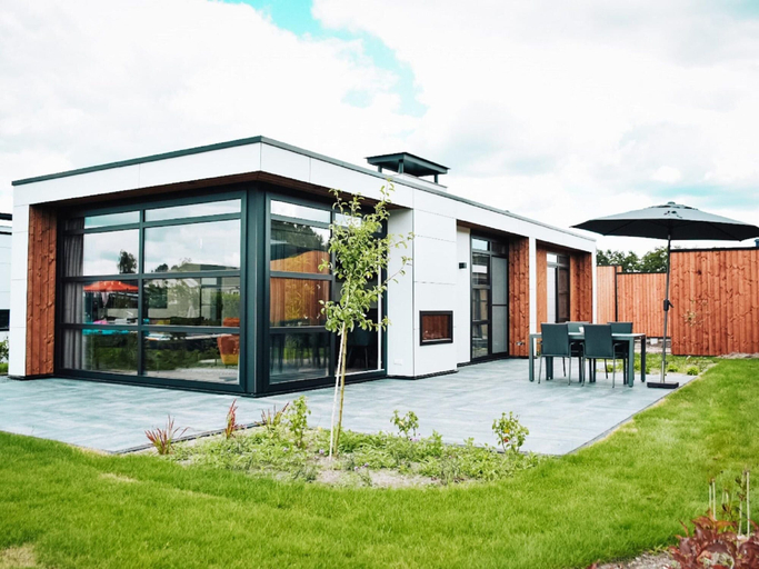 Balcony, Luxury Waterfront Escape, Wijdemeren