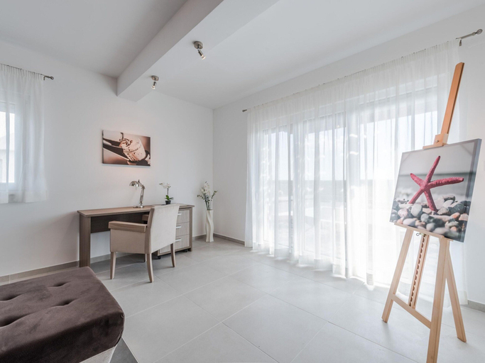 Others 5, Comfort Villa With Swimming Pool and Terrace, Sukošan
