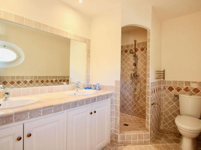 Bathroom 2, Villa Golfe Bleu - Sainte Maxime / Grimaud, Var