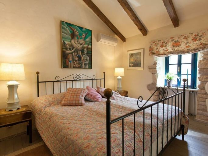 Bedroom 3, House of Olives Comfortable Holiday Residence, Dobrinj