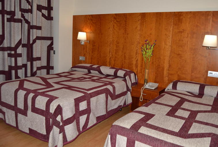 Others 5, Hotel Jarama, Zamora