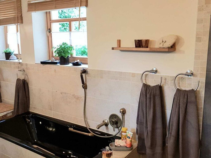Private kitchen, Frankenwaldhaus Comfortable Holiday Residence, Kronach