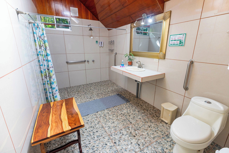 Bathroom 3, Hotel de Cabañas Valle Campanas, Puntarenas