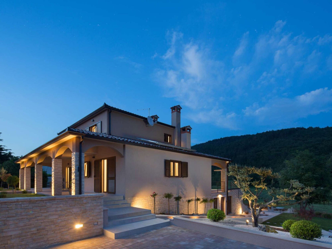 Exterior & Views 2, Villa With Pool Surrounded by Woods in Labin, Labin