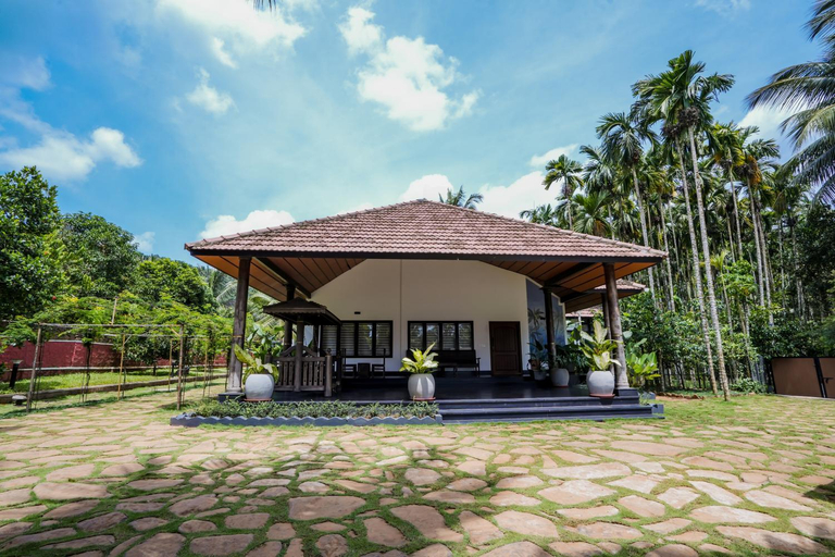 Exterior & Views 1, the grand farm house by era nature, Malappuram