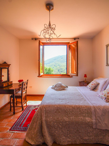 Bedroom 3, Agriturismo Boschi di Montecalvi, Livorno