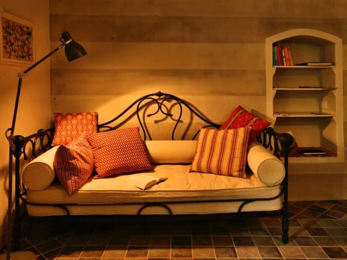 Living area 5, Holiday Home Casa Nanda, Asti