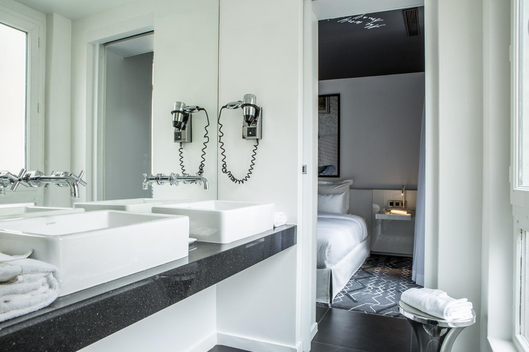 Bathroom 4, Le General Hotel, Paris