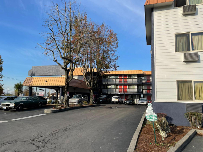 3, Portland Inn, Multnomah