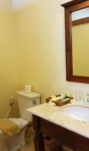 Bathroom 4, Puri Bambu, Badung