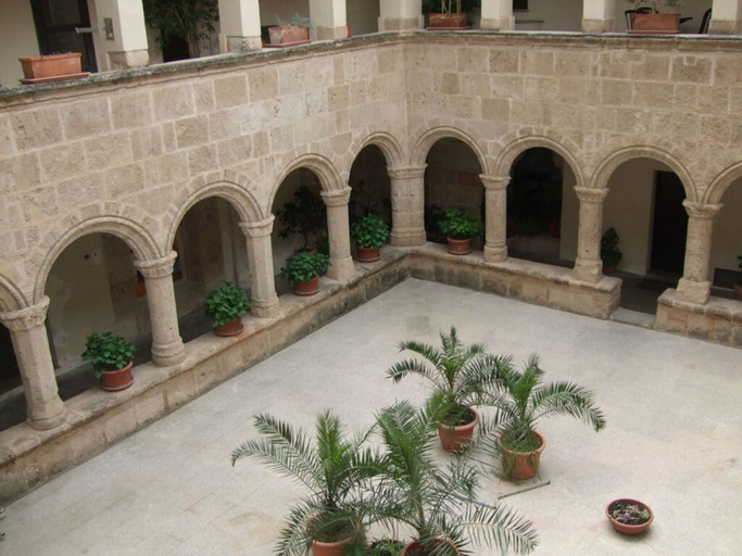 Property grounds 3, Casa Felicita Comfortable Holiday Residence, Nuoro