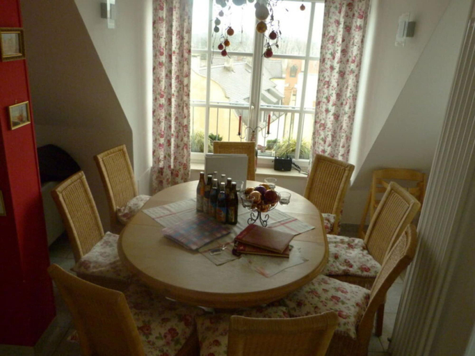 Dining 3, Holiday Apartment Wedel, Augsburg