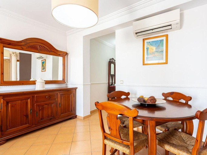 Others 5, Apartment in Nerja Near Sea Beach, Málaga