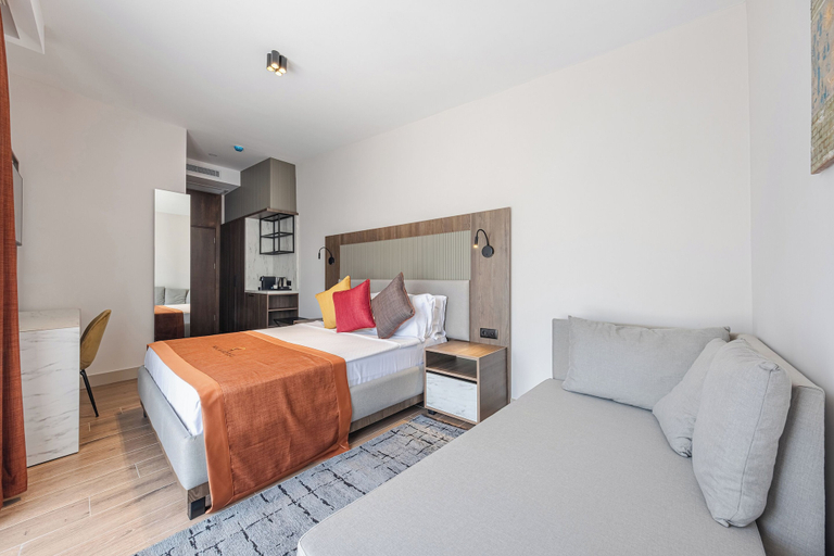 Bedroom 3, Mira Inn Lara, Antalya