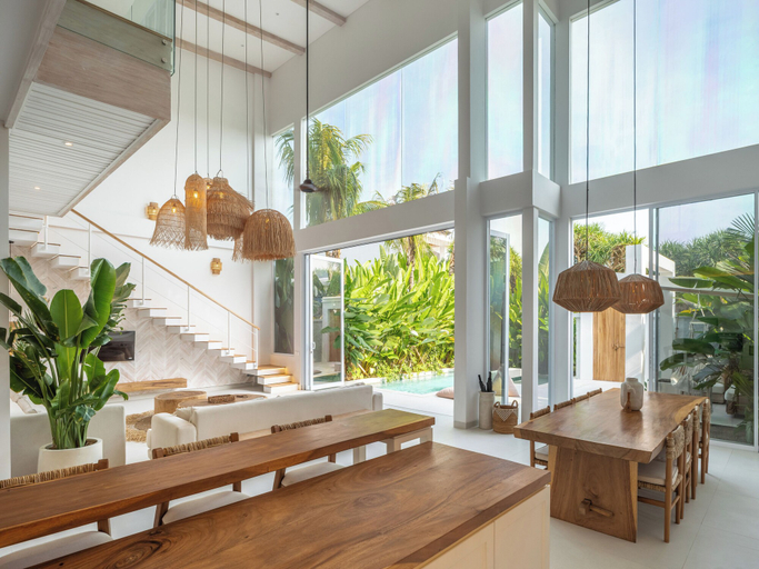 Others 5, Villa Belga, Badung