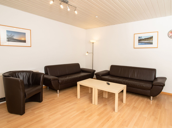 Living area 5, Family Escape With Pool, Ostallgäu