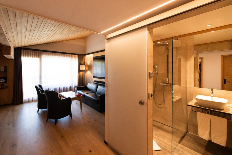 Bedroom 3, Hotel Cailler & Bains de la Gruyere, La Gruyère