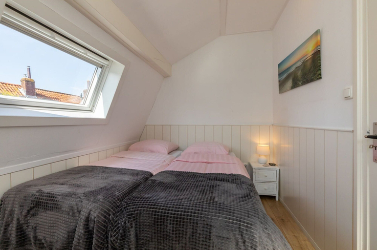 Bedroom 3, Holiday Home in Domburg Near Beach, Veere