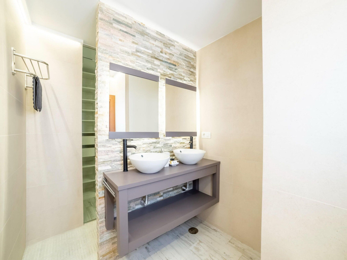 Bathroom 4, Belvilla by OYO Apartment in Adeje, Santa Cruz de Tenerife