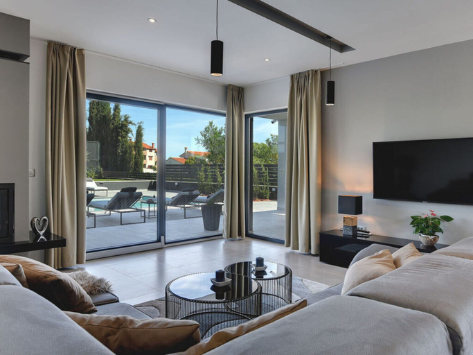 Living area 4, Villa Ula Comfortable Holiday Residence, Pula