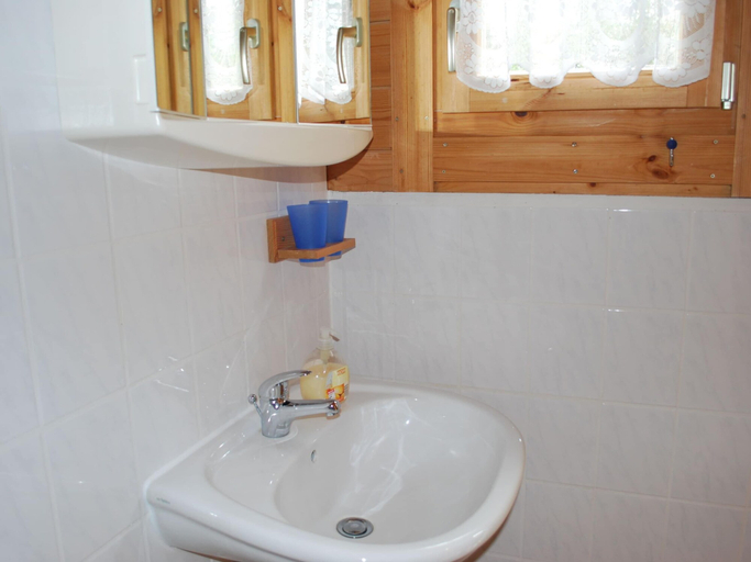 Bathroom, Cosy Holiday Home in Tessin With Terrace, Rostock