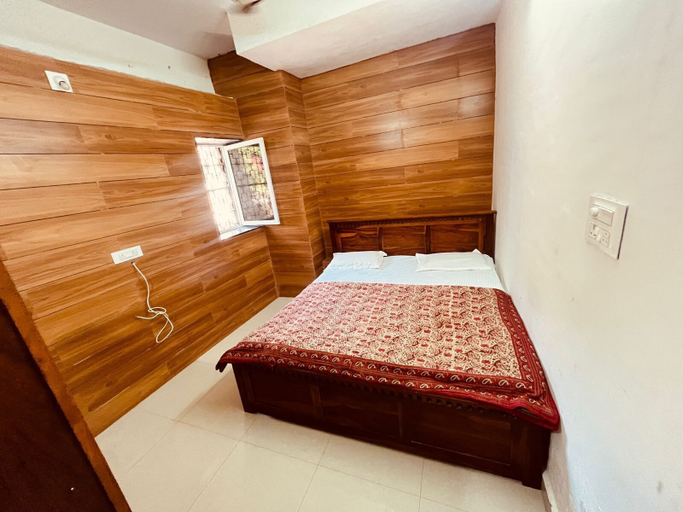 Bedroom 3, Abu Bunglow Homestay By GRB, Sirohi